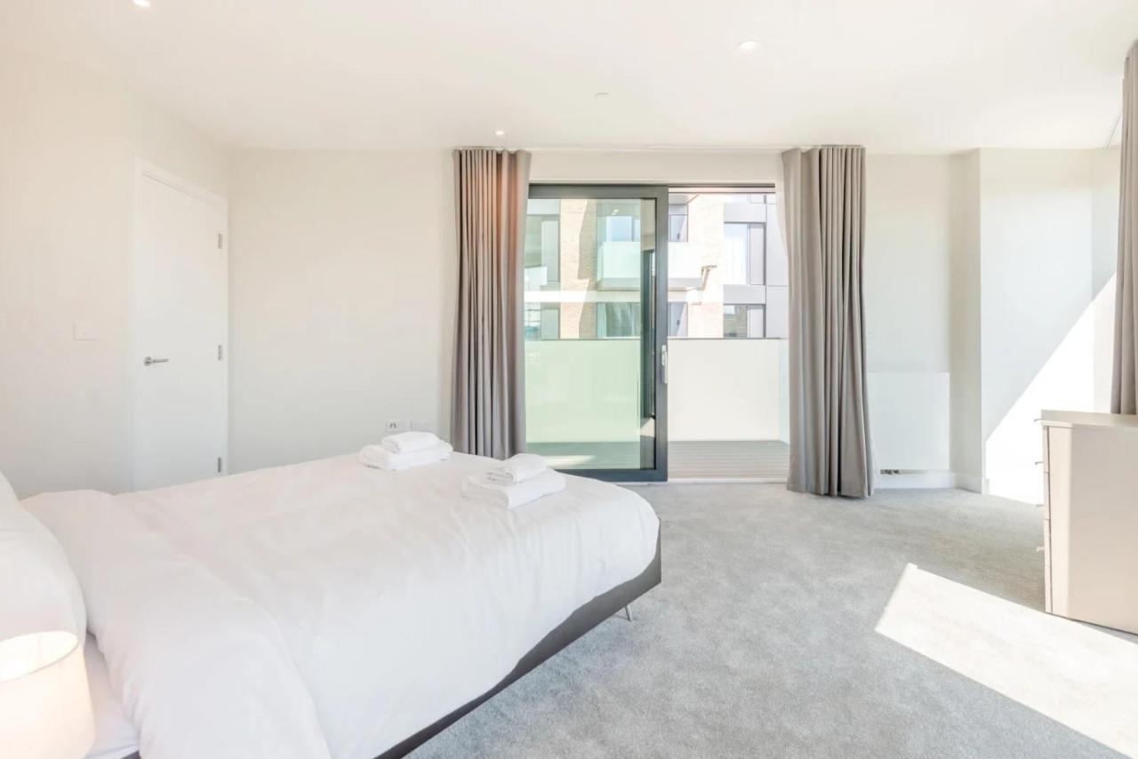 Modern Apartments In Brentford 2 Minutes Walk From Kew Bridge Eksteriør billede