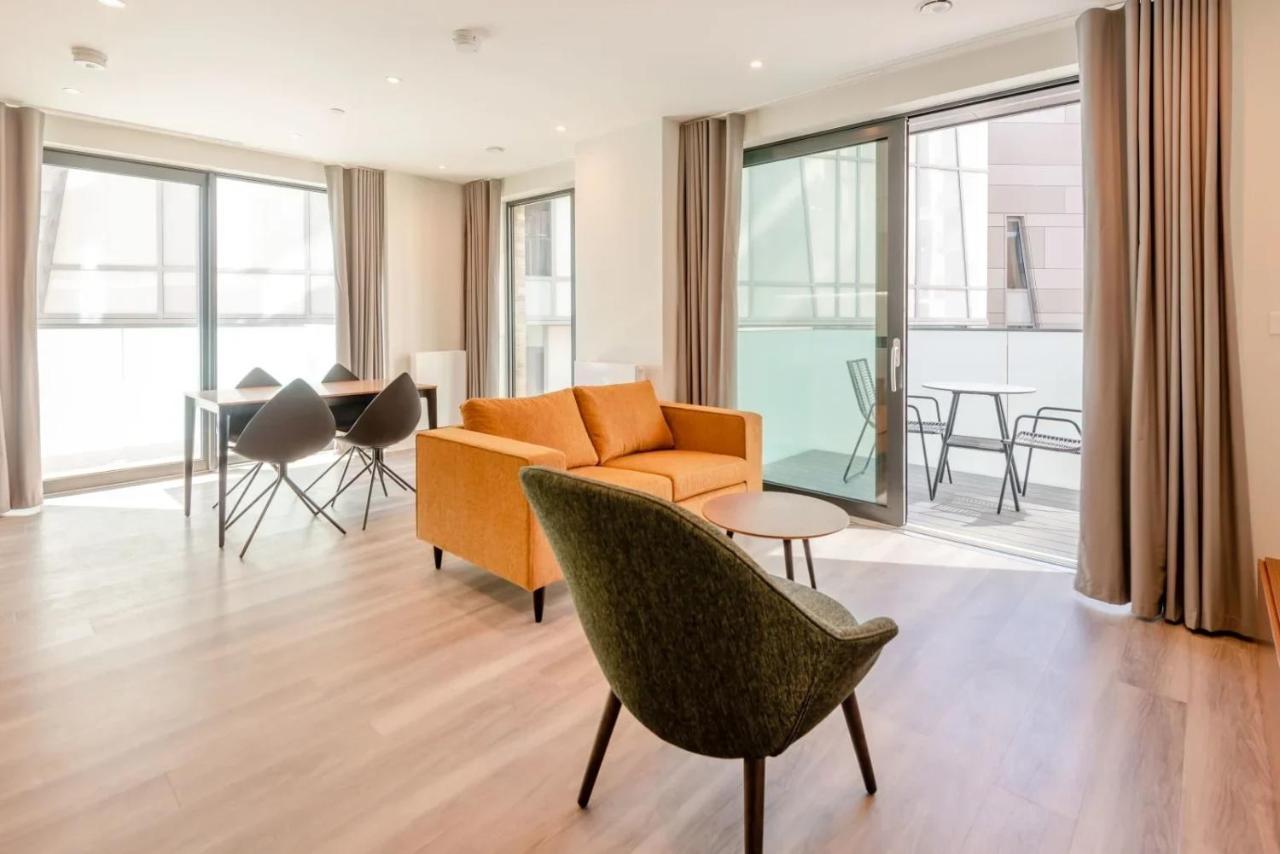 Modern Apartments In Brentford 2 Minutes Walk From Kew Bridge Eksteriør billede